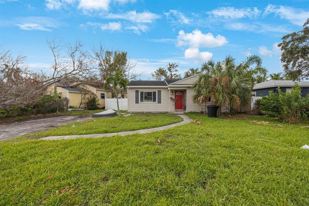 108 85TH AVENUE N ST PETERSBURG, FL 33702