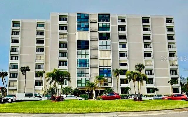 855 BAYWAY BOULEVARD UNIT 207 CLEARWATER BEACH, FL 33767