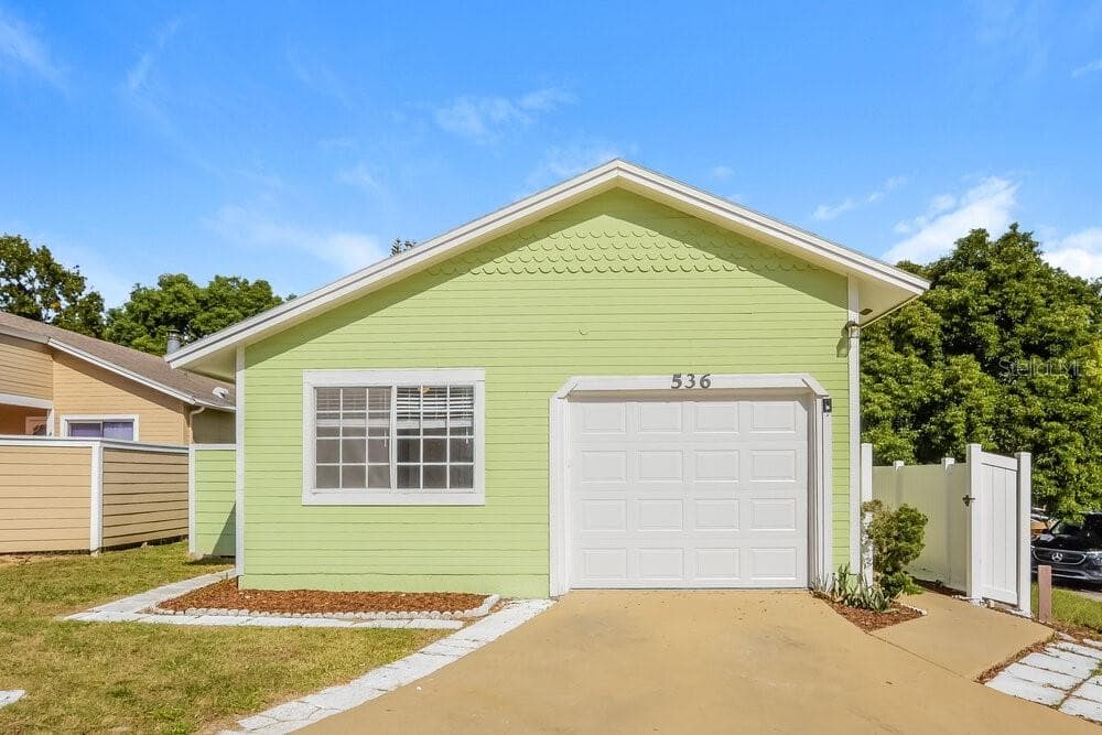 536 HARVARD PLACE APOPKA, FL 32703