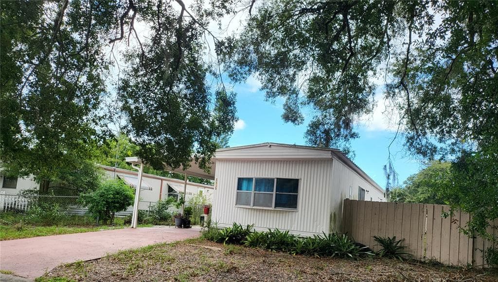 6525 TRALEE AVE NEW PORT RICHEY, FL 34653