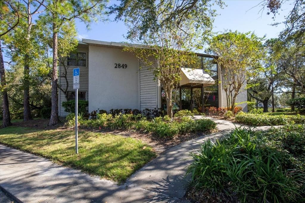 2849 EXECUTIVE DRIVE UNIT 200 CLEARWATER, FL 33762