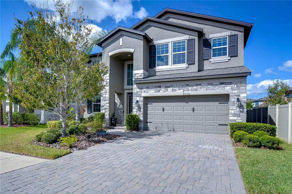 10330 STALLION FIELDS WAY TAMPA, FL 33647