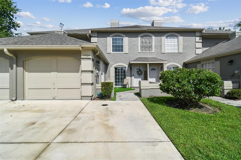 14104 BEAUVILLE COURT TAMPA, FL 33624