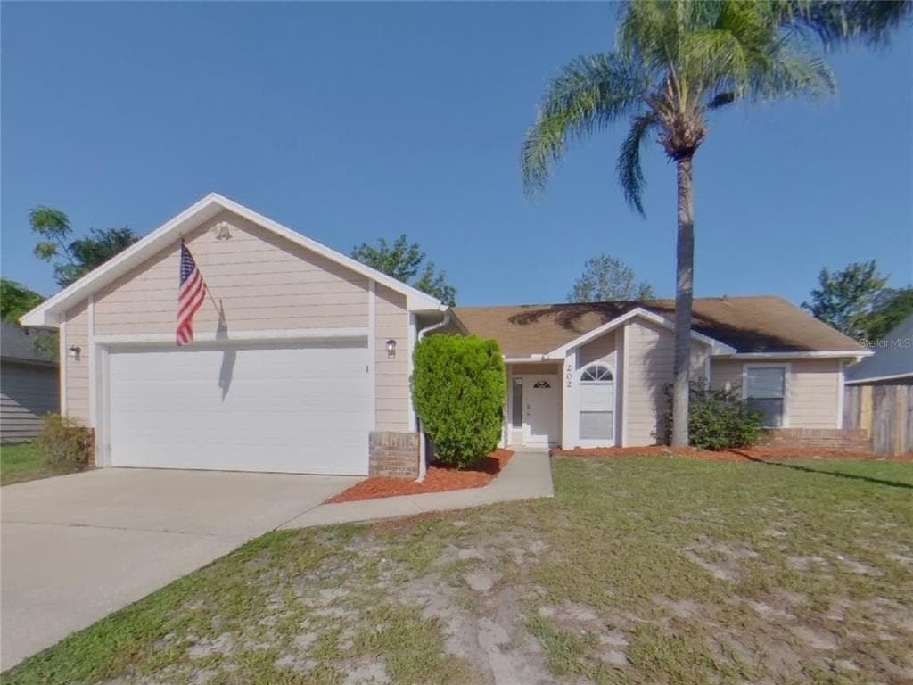 202 S SOMERSET COURT SANFORD, FL 32773