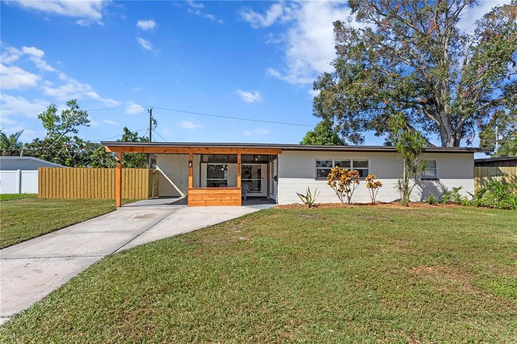2800 66TH WAY N ST PETERSBURG, FL 33710