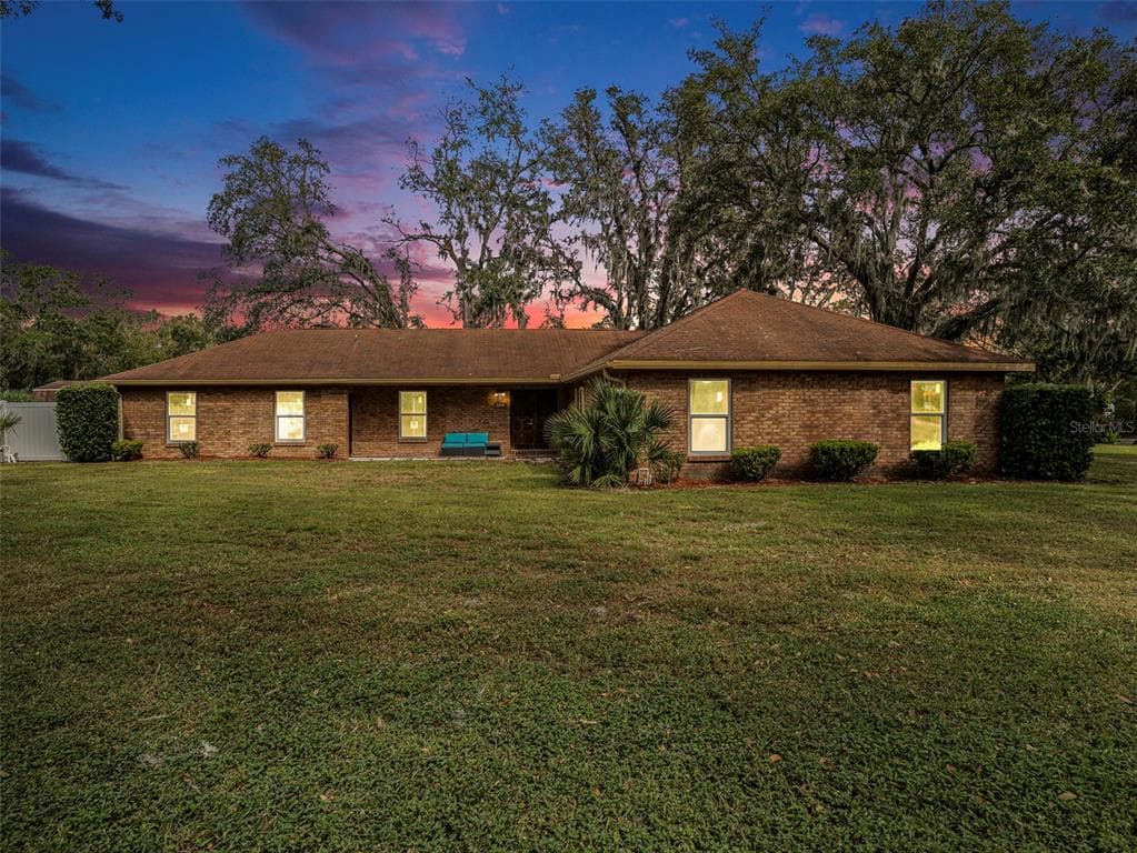 2214 DURANT ROAD VALRICO, FL 33596