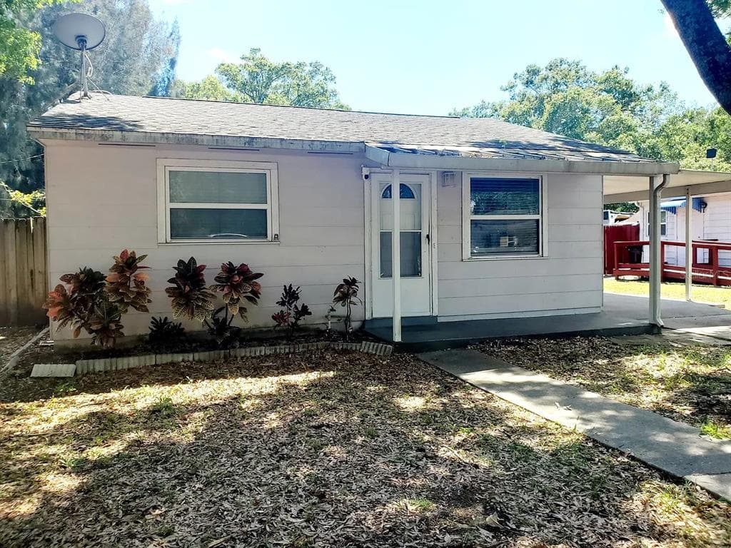 3810 40TH AVENUE N ST PETERSBURG, FL 33714