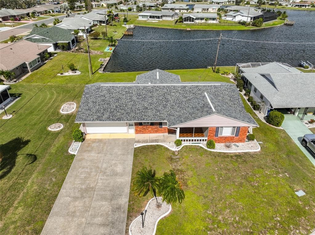 1705 BRYN MAWR AVENUE SUN CITY CENTER, FL 33573