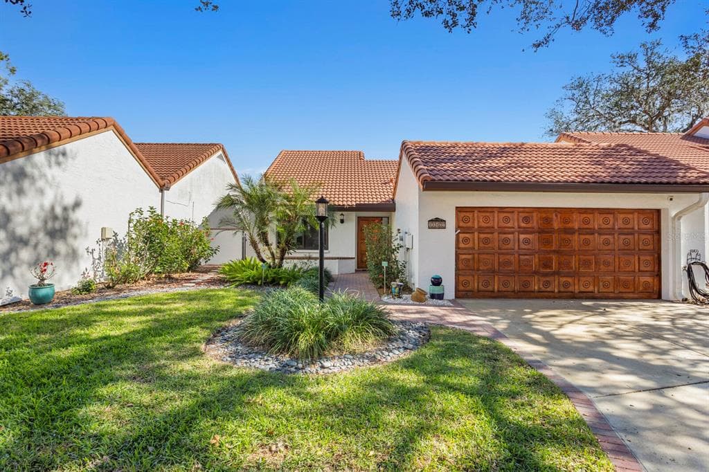 11407 ROBLES DEL RIO PLACE TEMPLE TERRACE, FL 33617