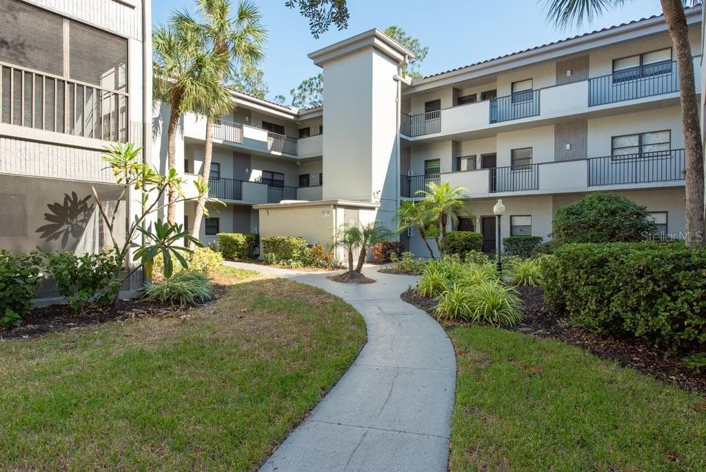 2650 COUNTRYSIDE BOULEVARD UNIT B205 CLEARWATER, FL 33761