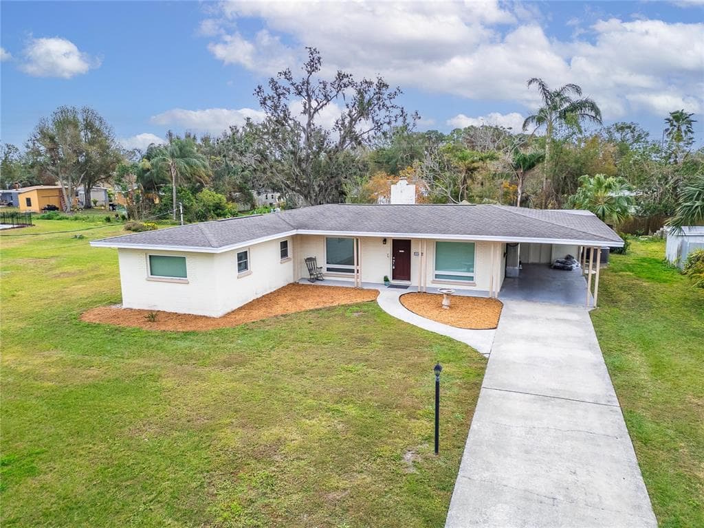 218 6TH AVENUE SW RUSKIN, FL 33570