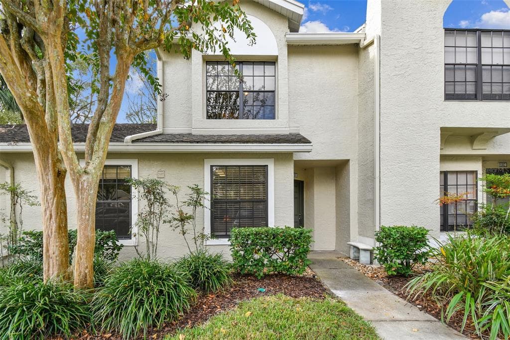 5100 BURCHETTE ROAD UNIT 1101 TAMPA, FL 33647