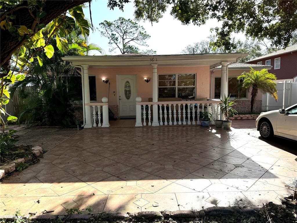 5601 WILLOW STREET N ST PETERSBURG, FL 33703