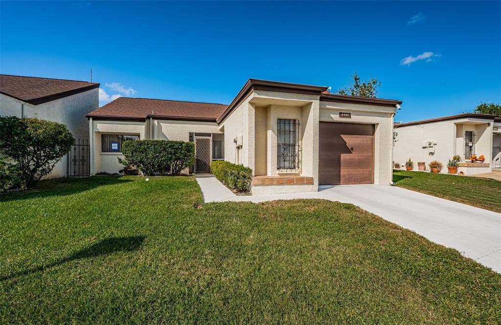 4551 STONEHAVEN PLACE NEW PORT RICHEY, FL 34652
