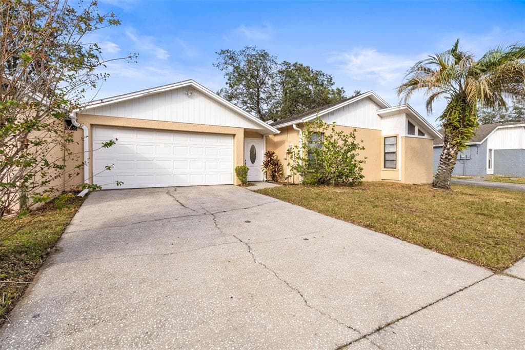 2002 GREGORY DRIVE TAMPA, FL 33613