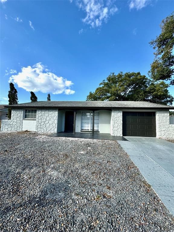 6927 TIERRA VERDE ST PORT RICHEY, FL 34668