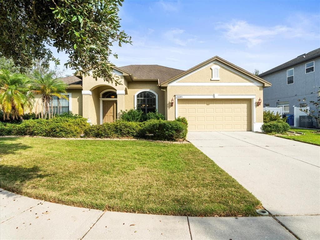 15645 N HIMES AVENUE TAMPA, FL 33618