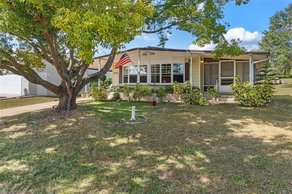 12363 CLUB HOUSE ROAD BROOKSVILLE, FL 34613