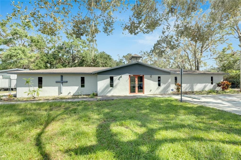 3001 S KINGS AVENUE BRANDON, FL 33511