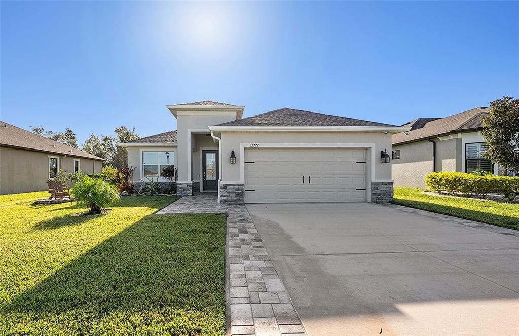 19772 PRESERVATION WOODS DRIVE LUTZ, FL 33558