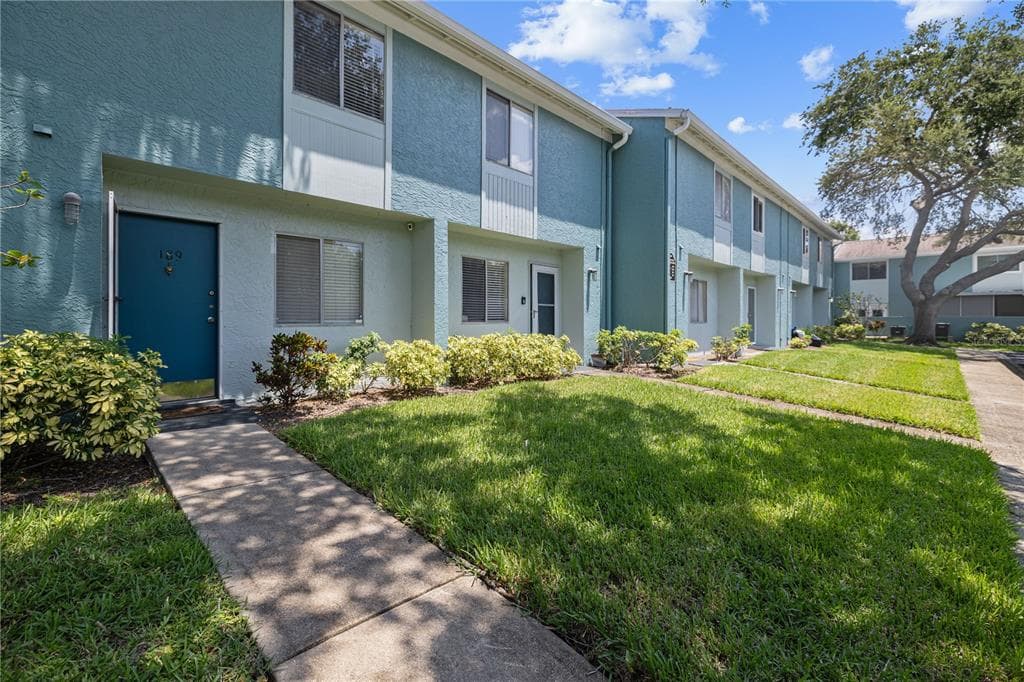 189 114TH AVENUE NE UNIT 189 ST PETERSBURG, FL 33716