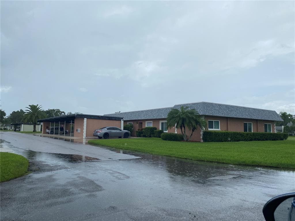9609 MIDIRON COURT UNIT 1 NEW PORT RICHEY, FL 34655