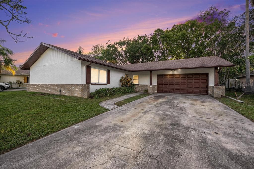 1558 COTTONWOOD TERRACE DUNEDIN, FL 34698