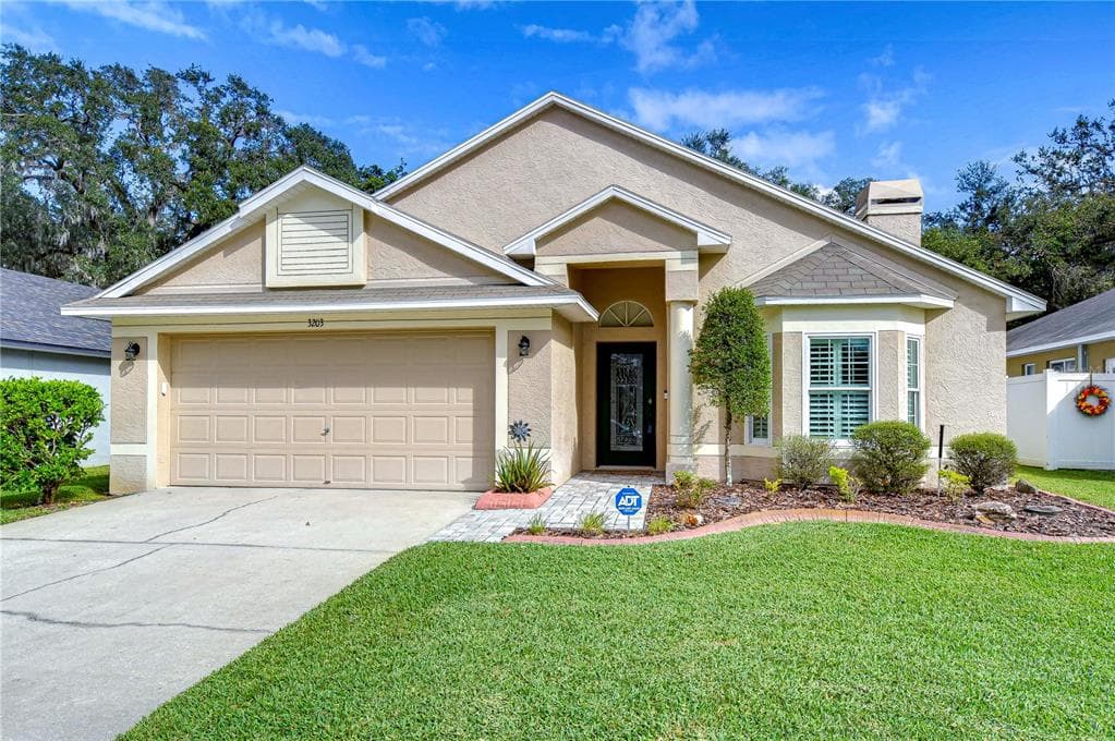 3203 BEAVER POND TRAIL VALRICO, FL 33596