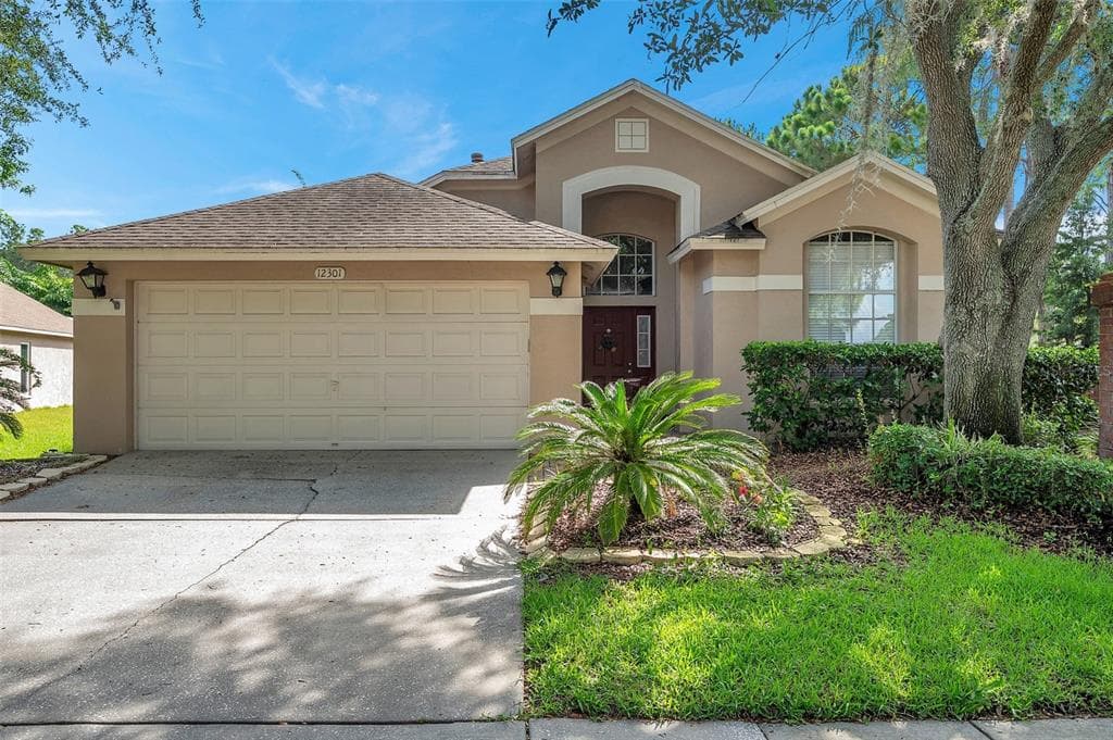 12301 GLENFIELD AVENUE TAMPA, FL 33626