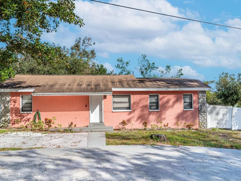 2906 E WATERS AVENUE TAMPA, FL 33604