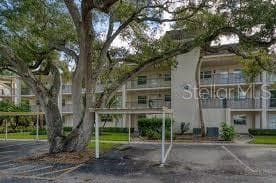 870 VIRGINIA STREET UNIT 204 DUNEDIN, FL 34698