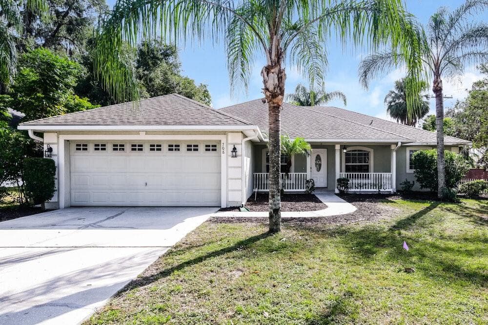 708 HAVEN OAK COURT APOPKA, FL 32703