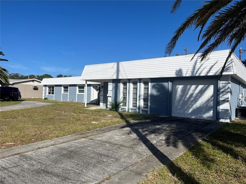 5333 PASADENA DRIVE NEW PORT RICHEY, FL 34652