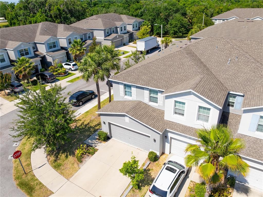 10404 LAKE MONTAUK DRIVE RIVERVIEW, FL 33578
