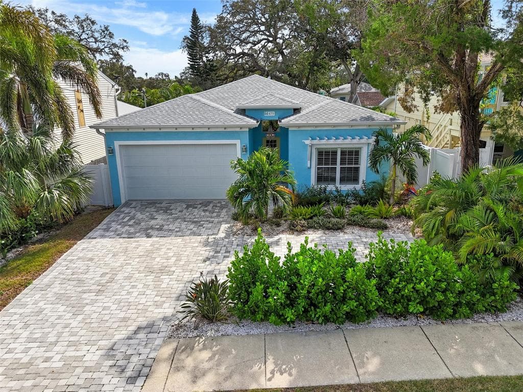 475 CRYSTAL BEACH AVENUE CRYSTAL BEACH, FL 34681