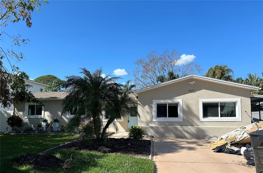4651 HELENA STREET NE ST PETERSBURG, FL 33703