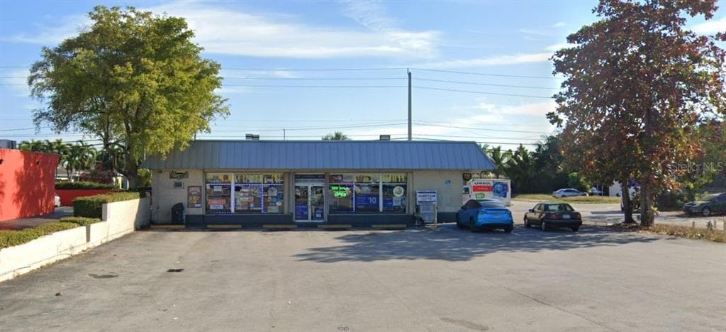19301 NW 2ND AVENUE MIAMI, FL 33169