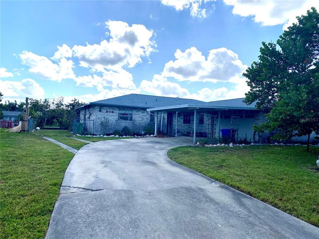 808 WHITE HERON BOULEVARD RUSKIN, FL 33570