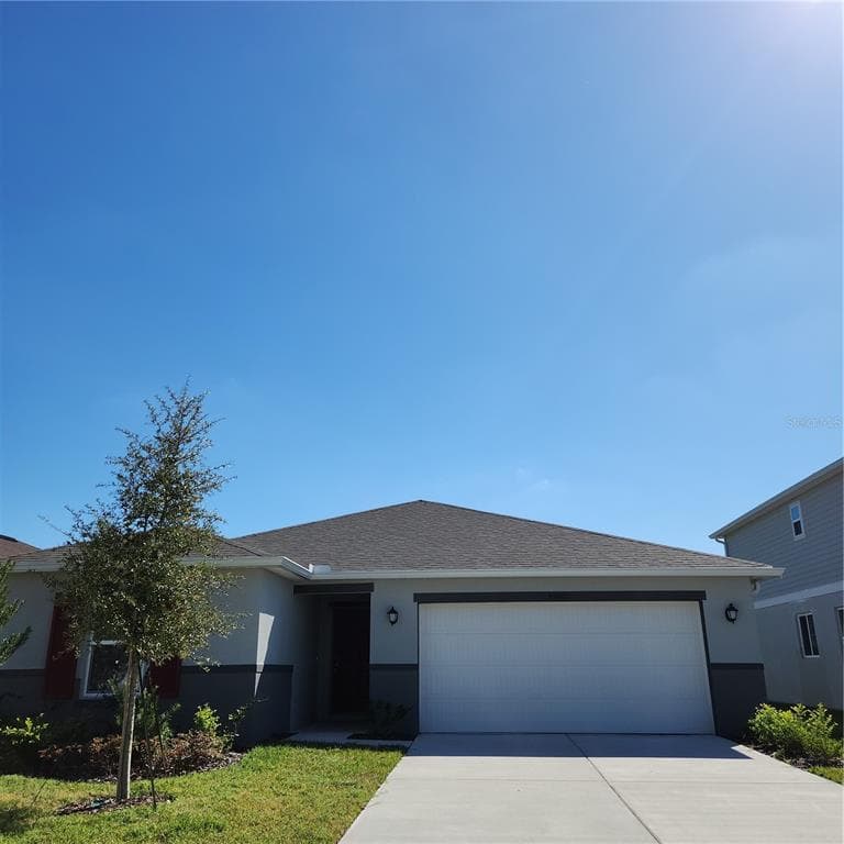 37410 MACKENZIE DRIVE ZEPHYRHILLS, FL 33540