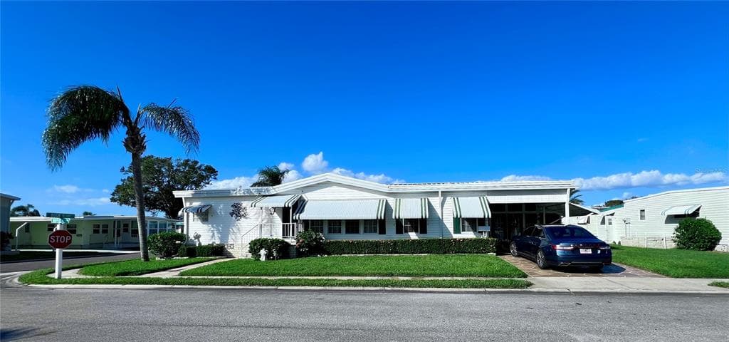 1100 BELCHER ROAD S UNIT 142 LARGO, FL 33771