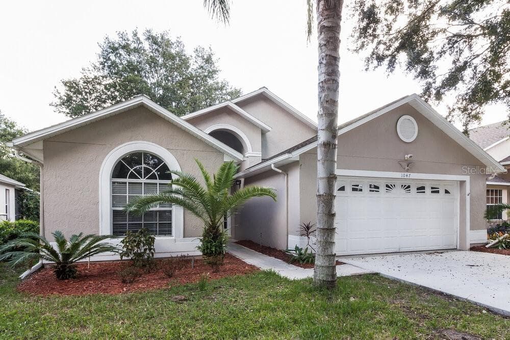 1047 EAGLES FORREST DRIVE APOPKA, FL 32712