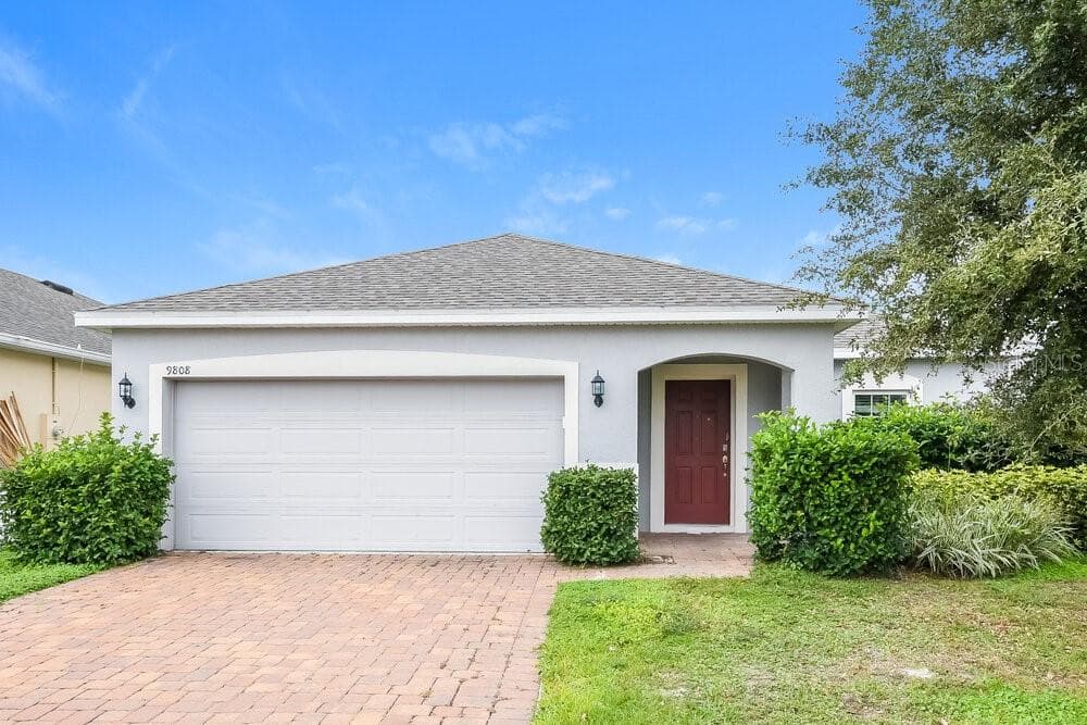 9808 KINMORE DRIVE GROVELAND, FL 34736