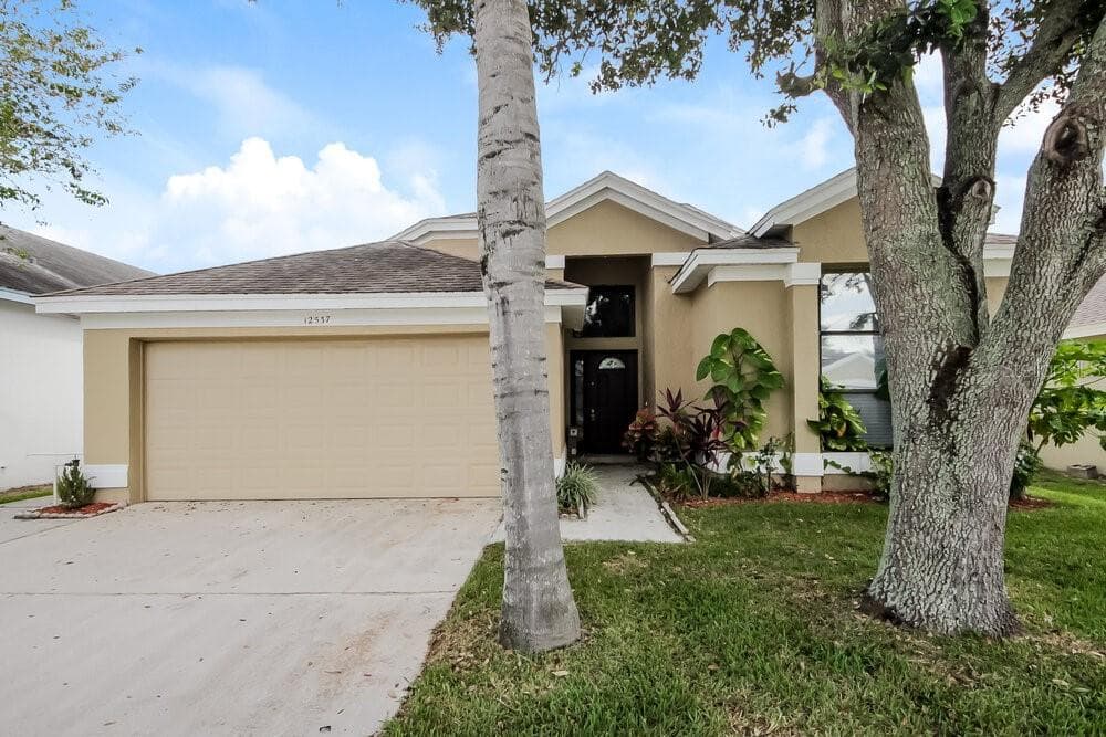 12537 DARBY AVENUE ORLANDO, FL 32837