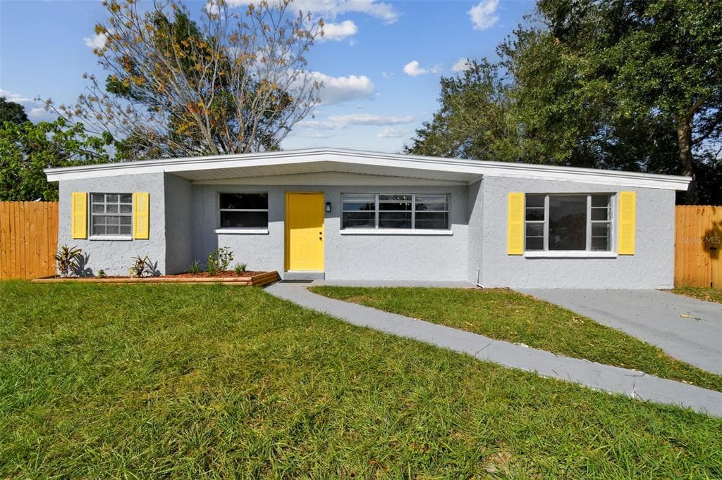 7914 RIDEIN ROAD TAMPA, FL 33619