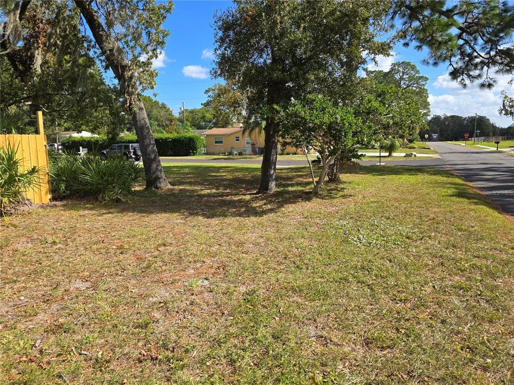 6011 HARRISON STREET NEW PORT RICHEY, FL 34653