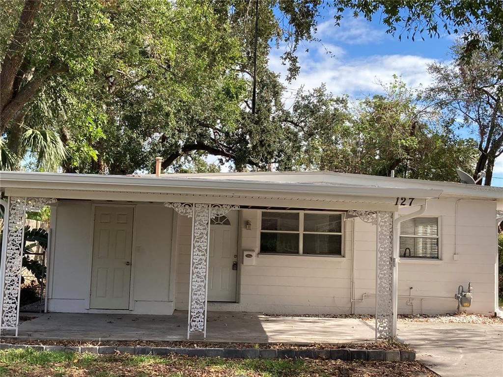 127 BOSPHOROUS AVENUE TAMPA, FL 33606