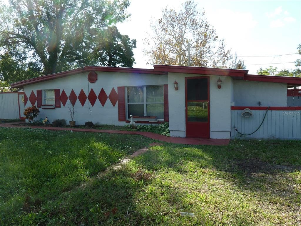 4624 TROUBLE CREEK ROAD NEW PORT RICHEY, FL 34652