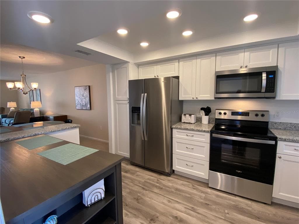 5575 GULF BOULEVARD UNIT 422 ST PETE BEACH, FL 33706