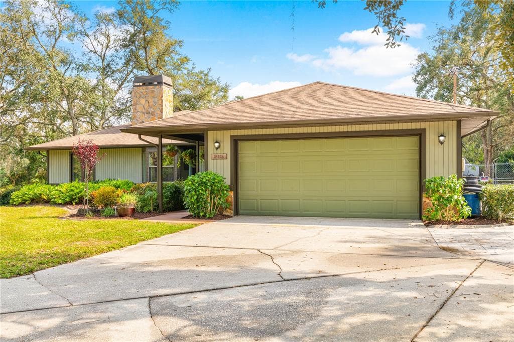 18446 SUGARBERRY LANE SPRING HILL, FL 34610