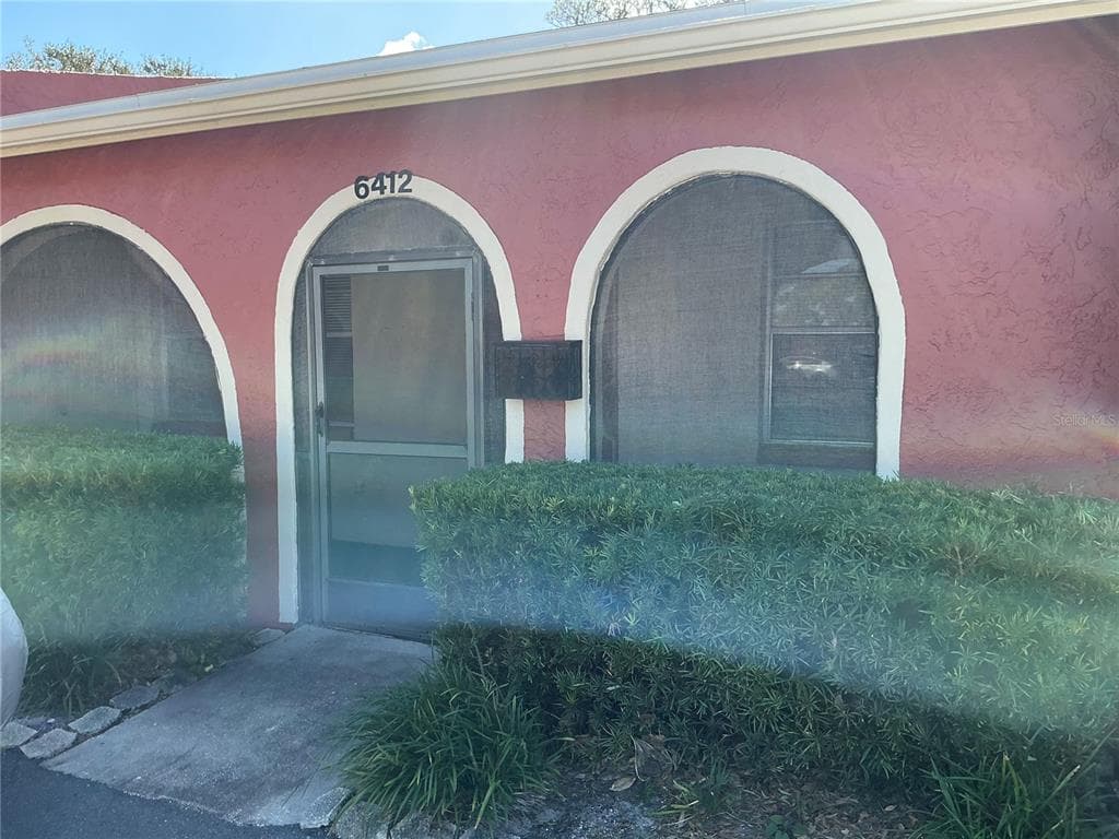 6412 BONNIE BAY CIRCLE N PINELLAS PARK, FL 33781